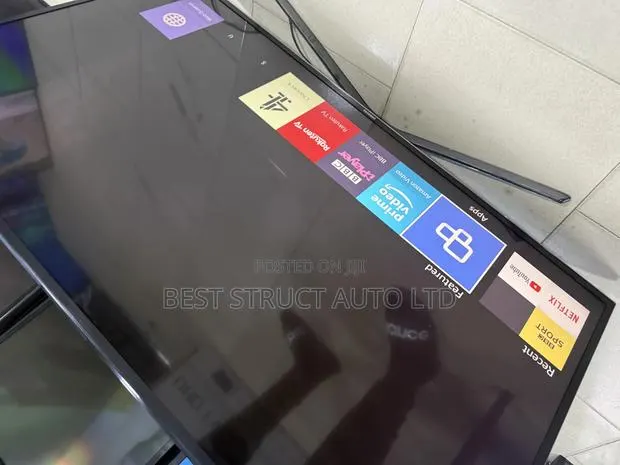 Samsung 50 Inches Smart Tv · Photo 1
