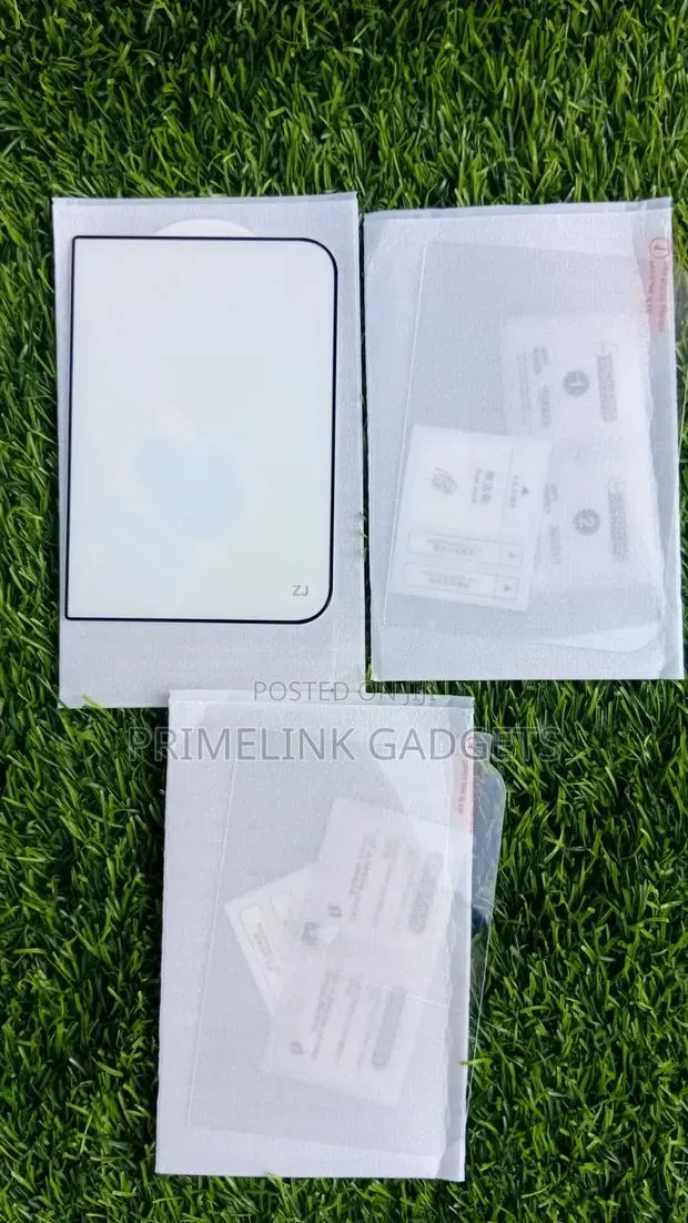 iPhone 18 Fold Clear Tempered Glass Screen Protector · Photo 1