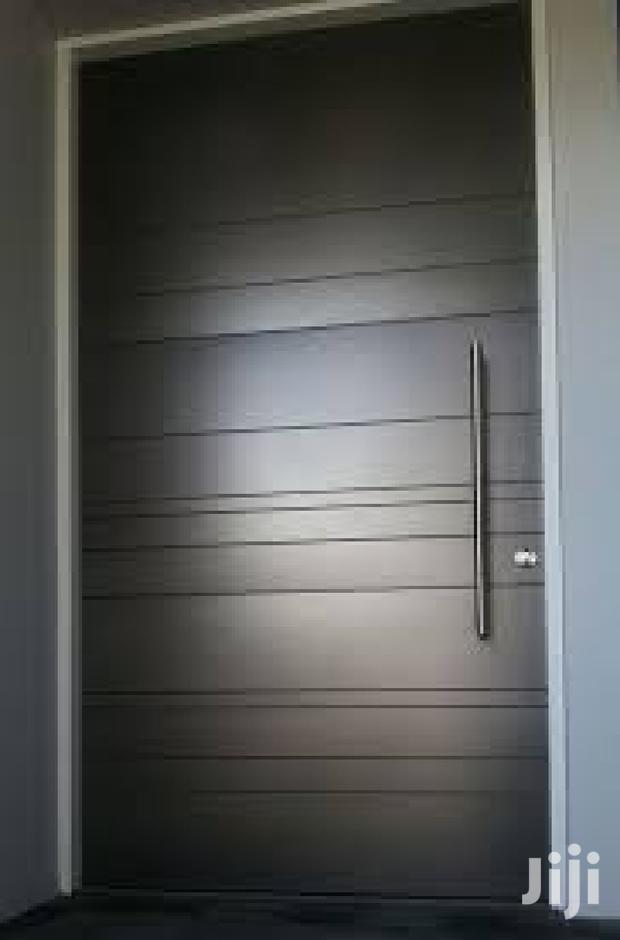 Pivot Doors (Wooden) · Photo 2