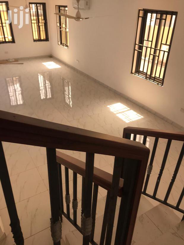 4bedroom Twon House Rent · Photo 5