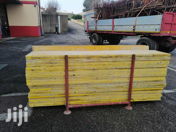 Scaffolds /Yellowboards/Decking/Pillars/Formworks/Doka/Props · Photo 8