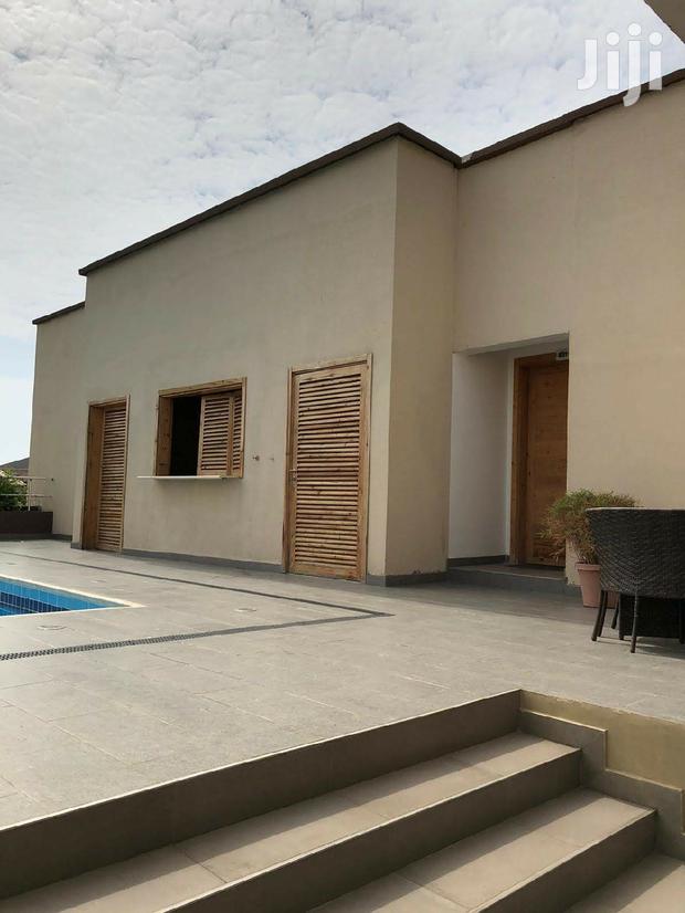 Furnished 2bdrm Shared Apartment in Bronko Housing, Accra Metropolitan · Photo 1