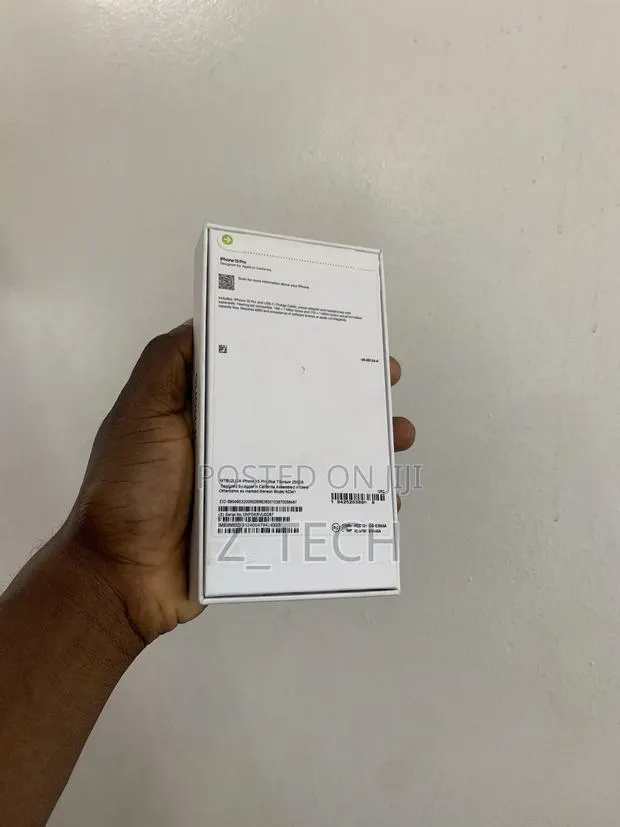 New Apple iPhone 15 Pro 256 GB Black · Photo 1
