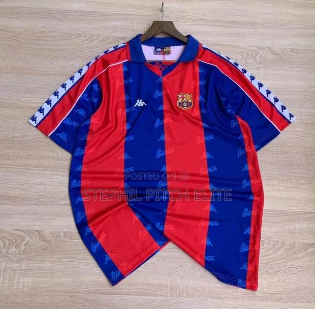 FC Barcelona Retro Jersey · Photo 1
