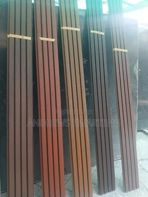 Exterior Panels · Photo 1