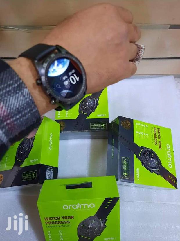 Oraimo Tempo W2 Smart Watch · Photo 1