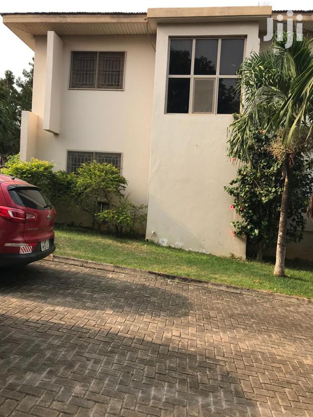 4bdrm House in Bronko Housing, Ekumfi for rent · Photo 3