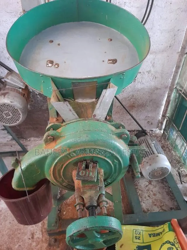 Corn Mill Machine · Photo 1