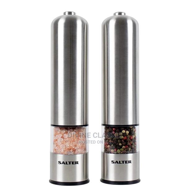Electronic Salt and Pepper Mill · Photo 2