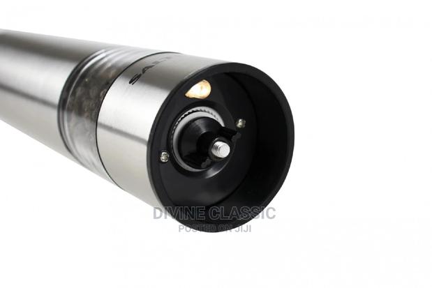 Electronic Salt and Pepper Mill · Photo 3