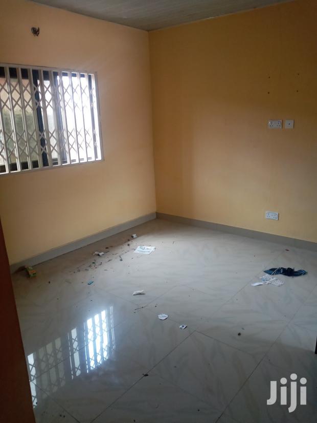 Neat Single Room S/C Apartment Dansoman