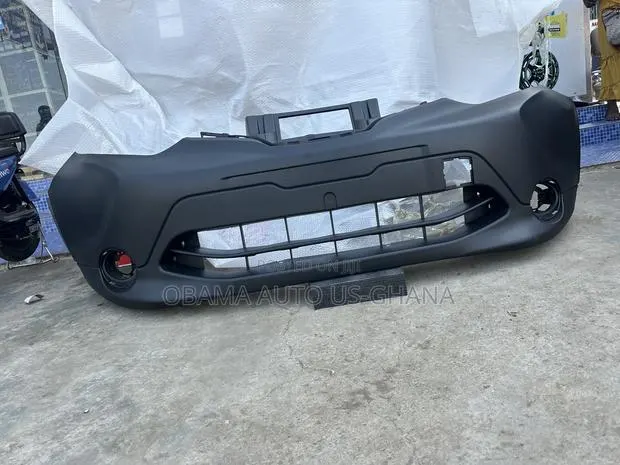 Nissan Rogue Sports/Qashqai 2013 2014 2015 2016 2017 2018 Front Bumper · Photo 1