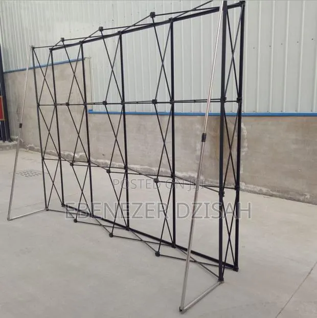 Foldable Backdrop Machine With Print · Photo 1