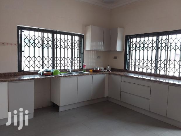 4bdrm House in Bronko Housing, Accra Metropolitan for rent · Photo 6