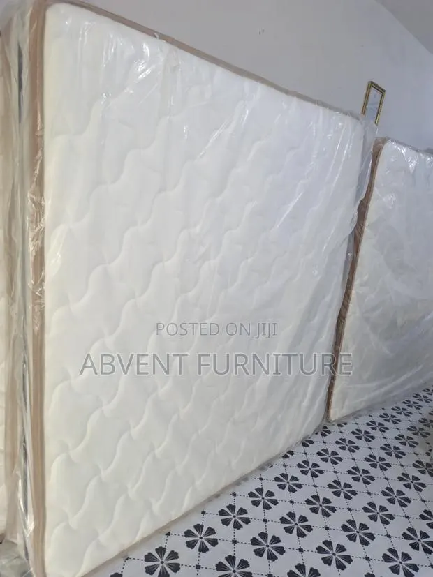 Executive Mattress Queen Size 12 Inches · Photo 1