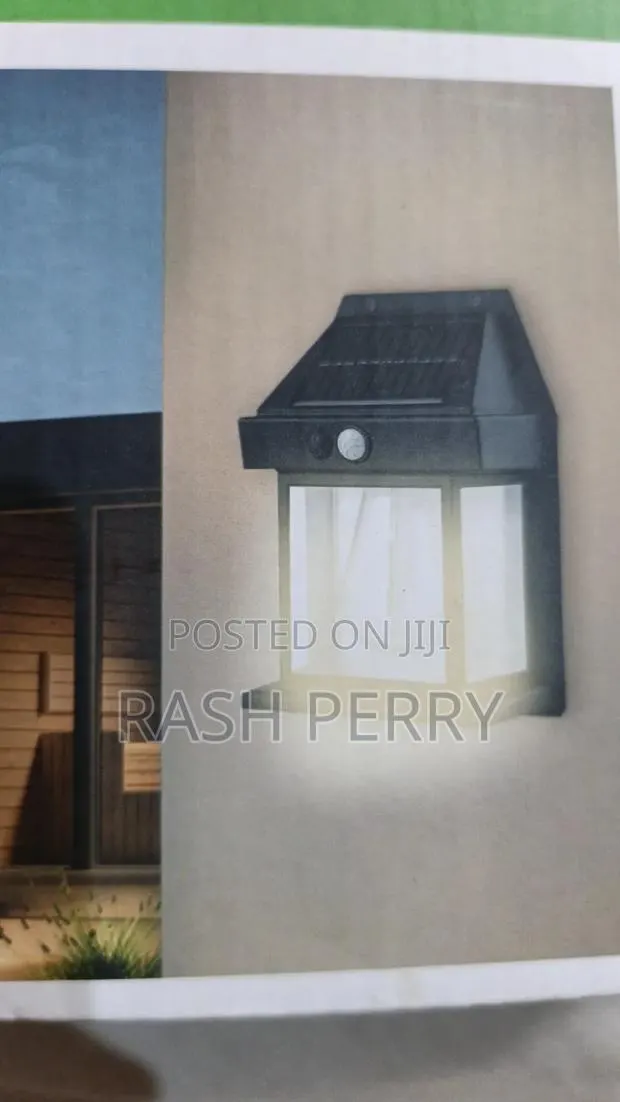 Wall Solar Light · Photo 1