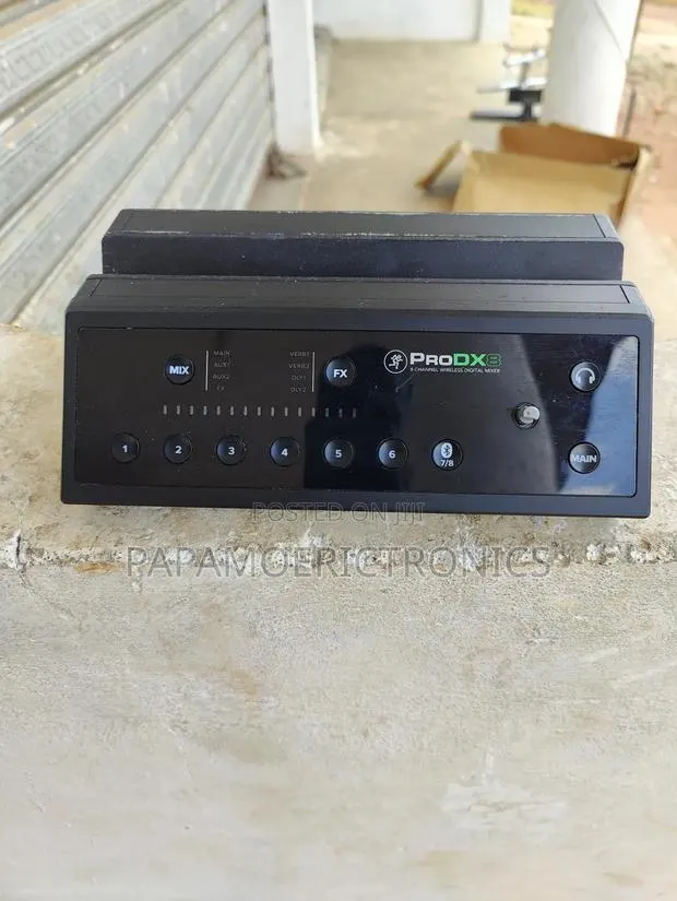 Mackie ProDX8 8-Channel · Photo 1