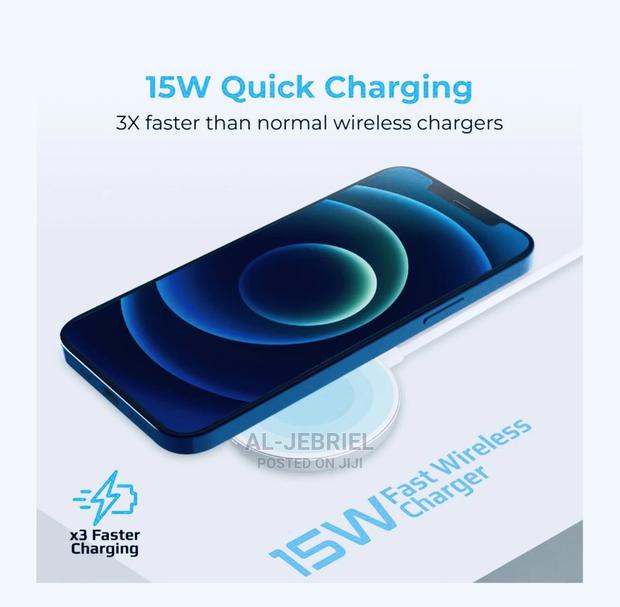Promate Auramag-15w 15W Ultra-Fast Magnetic Wireless Charger · Photo 2