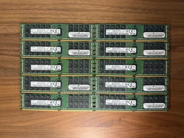Samsung 32gb Ddr4 2400mhz Ecc Rdimm Server Ram 2rx4 · Photo 1