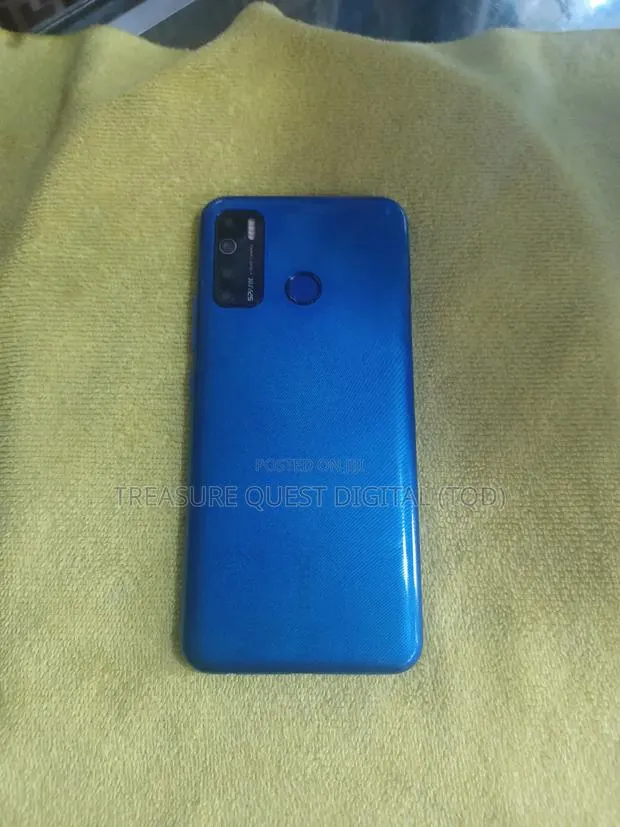 Tecno Spark 5 32 GB Blue · Photo 1