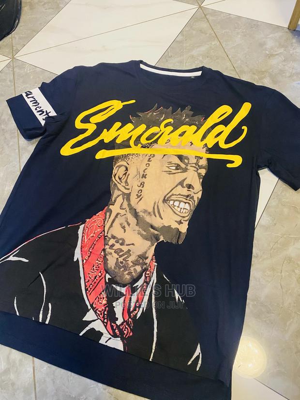 Uk T Shirt · Photo 2