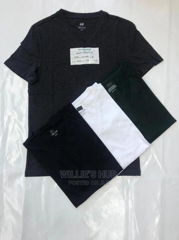 Uk Plan T Shirt · Photo 2