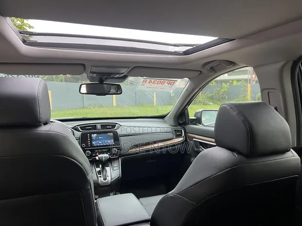Honda CR-V Touring 2021 Blue · Photo 1