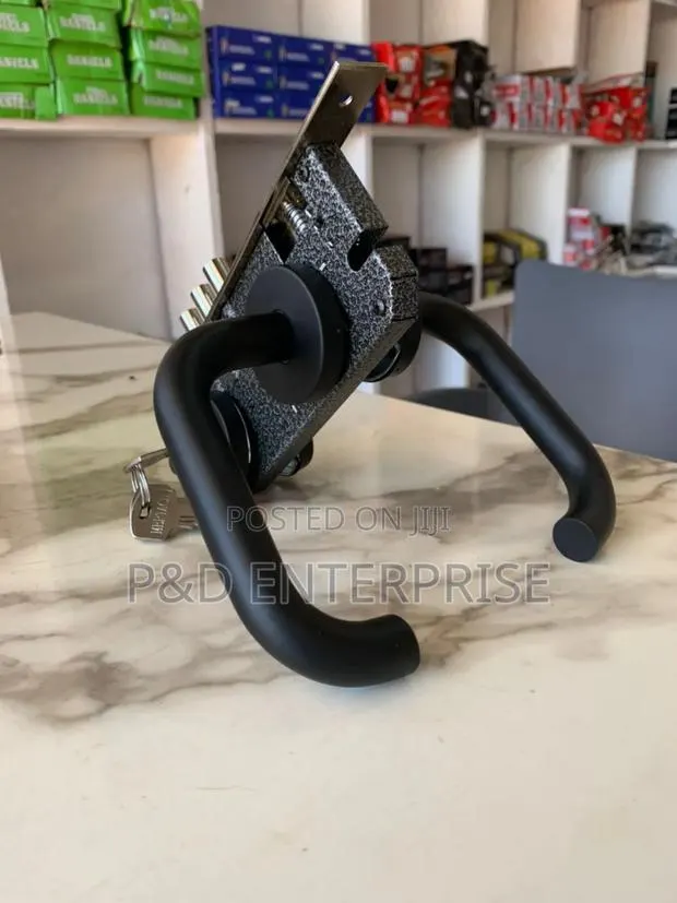 Quality Security Door Lock With Separate Handles. · Photo 1
