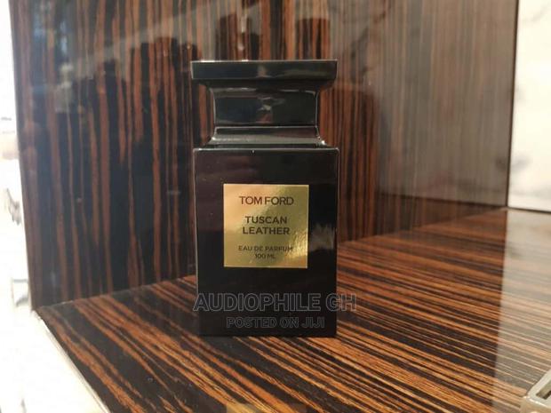 Tom Ford Tuscan Leather · Photo 3