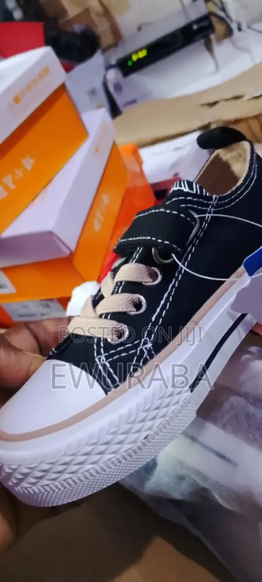 Affordable Kids Sneakers · Photo 1