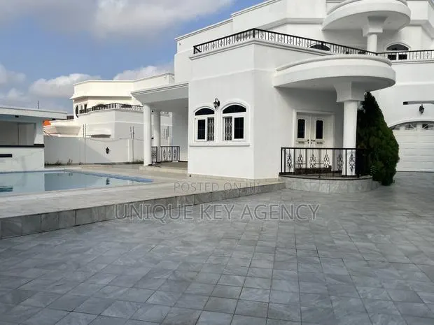5bdrm House in Unique Key Agency, East Legon for rent · Photo 1