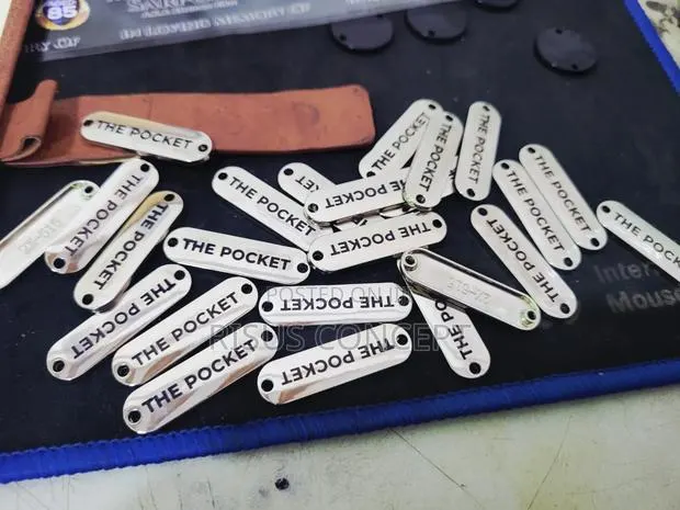 Dress Tags · Photo 1