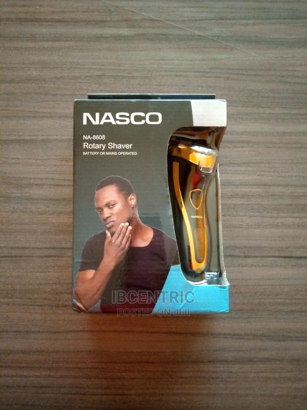 Nasco Rechargeable Rotary Shaver · Photo 1
