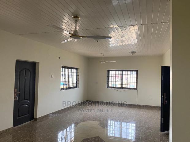 3bdrm House in Bronko Housing, Accra Metropolitan for sale · Photo 7