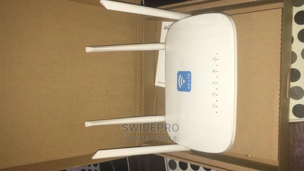 Universal 4glite Router Device (All Networks) · Photo 3
