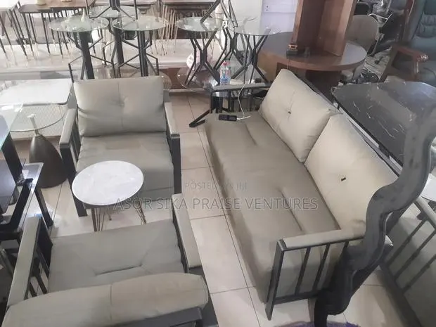 Office Leather Sofa · Photo 1