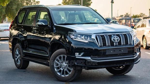 Car Rentals Toyota Land-Cruisers Prado for Rent in Accra · Photo 7