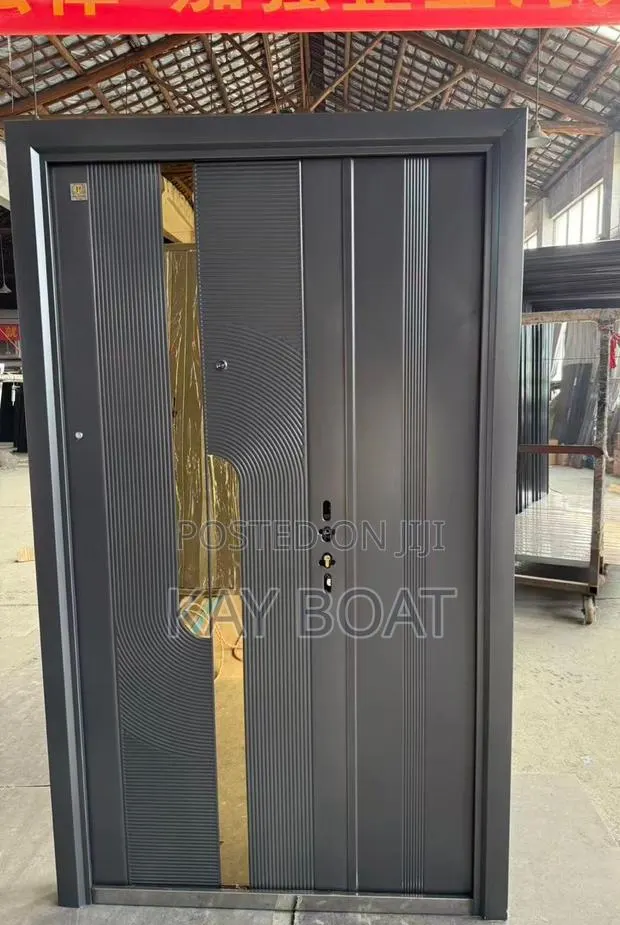 A Very Astute Door · Photo 1
