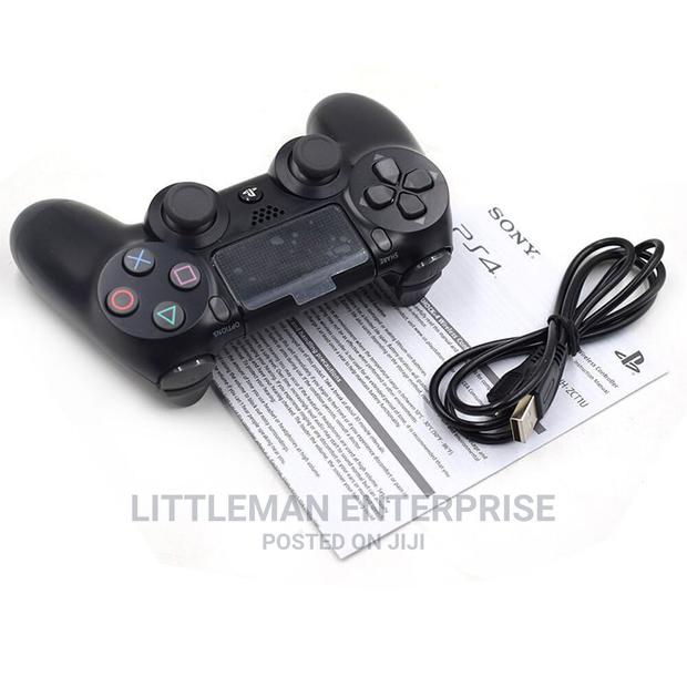 PS4 Gamepad Controller Wireless SONY · Photo 2