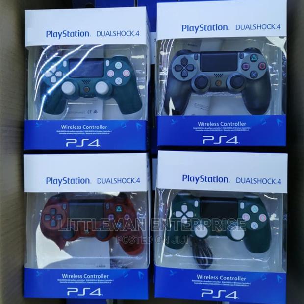 PS4 Gamepad Controller Wireless SONY · Photo 3