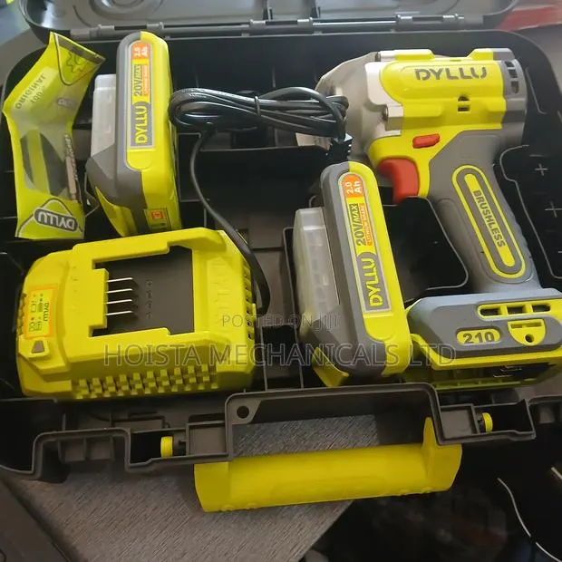 Cordless Impact Driver and Wrench · Photo 1