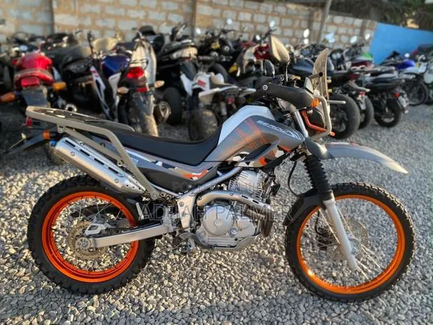 Yamaha 2022 Orange · Photo 1