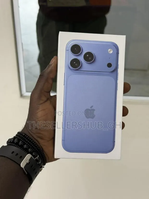 New Apple iPhone 18 Pro Max 512 GB Blue · Photo 1