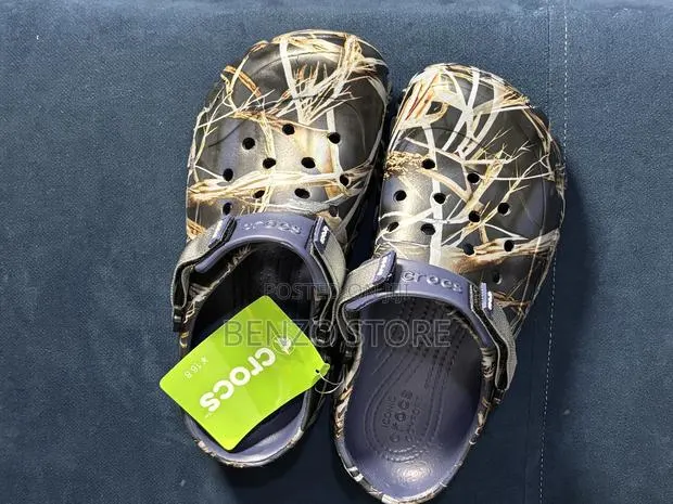 Original Crocs Clog With Unique Pattern Comfortable Unisex Crocs Ghana · Photo 1
