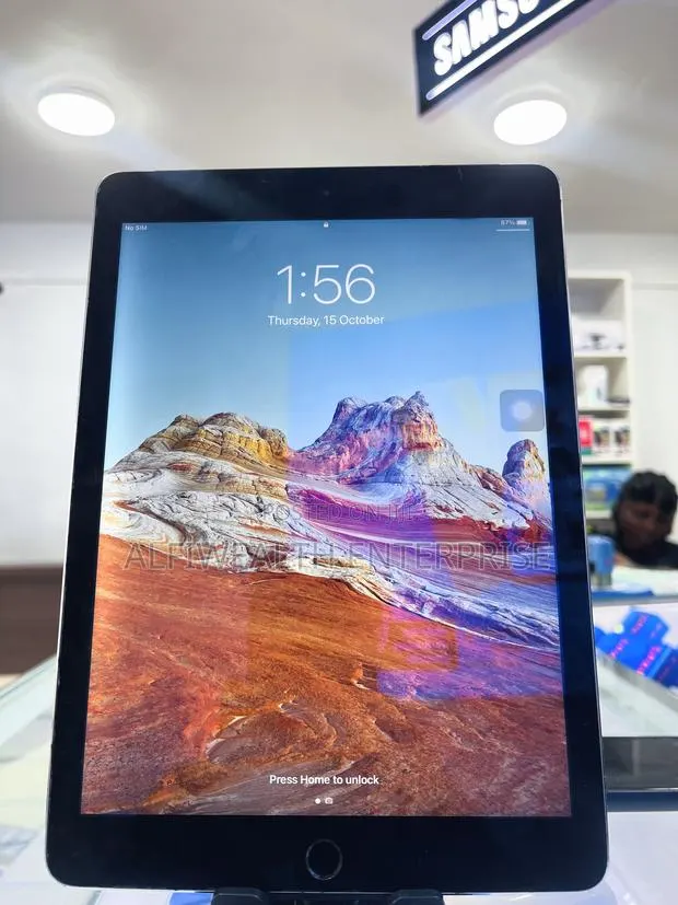 Apple iPad Air 2 128 GB Silver · Photo 1