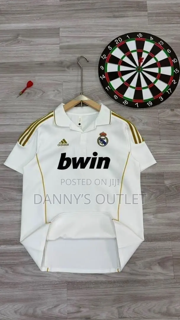 Real Madrid Authentic Jersey · Photo 1