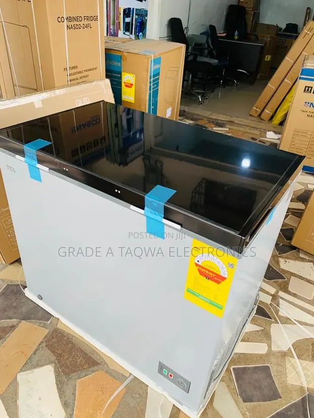 Energy Efficient TCL Chest Freezer · Photo 1