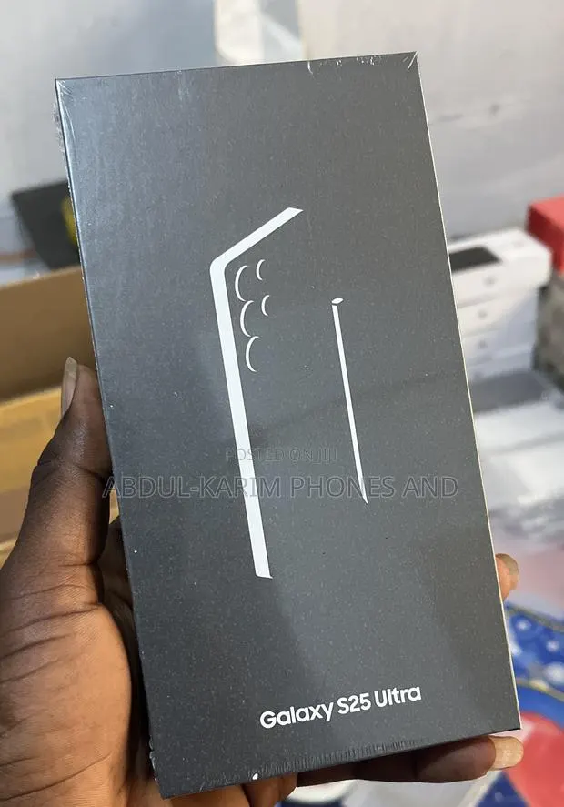New Samsung Galaxy S25 Ultra 256 GB · Photo 1