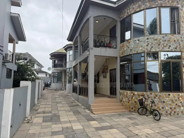 2bdrm Apartment in East Legon A&C for rent · Photo 1