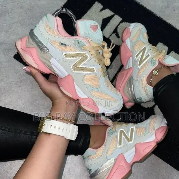 New Balance 9060 Classy Lady’s Color · Photo 1